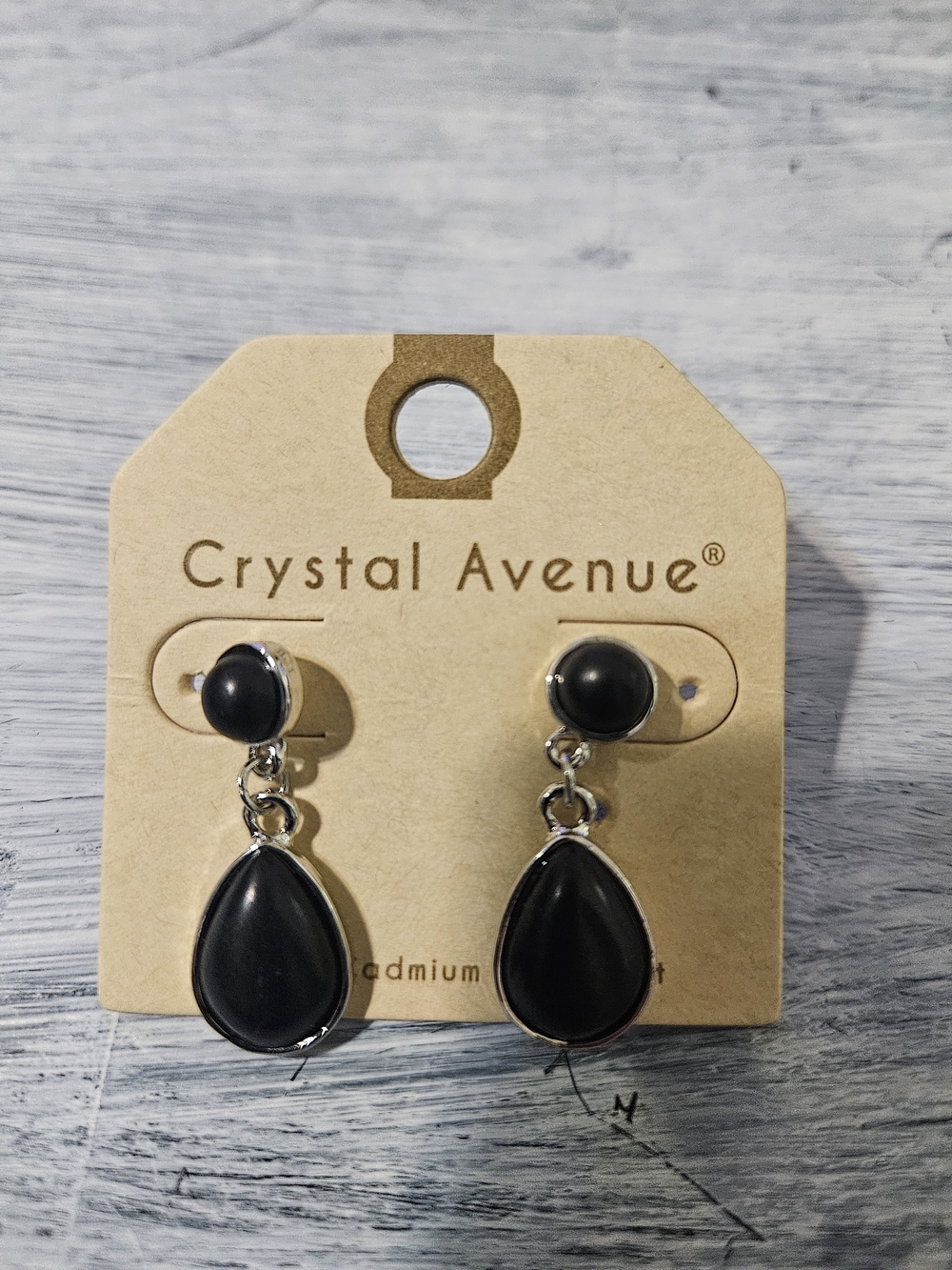Black Teardrop Dangle Earrings